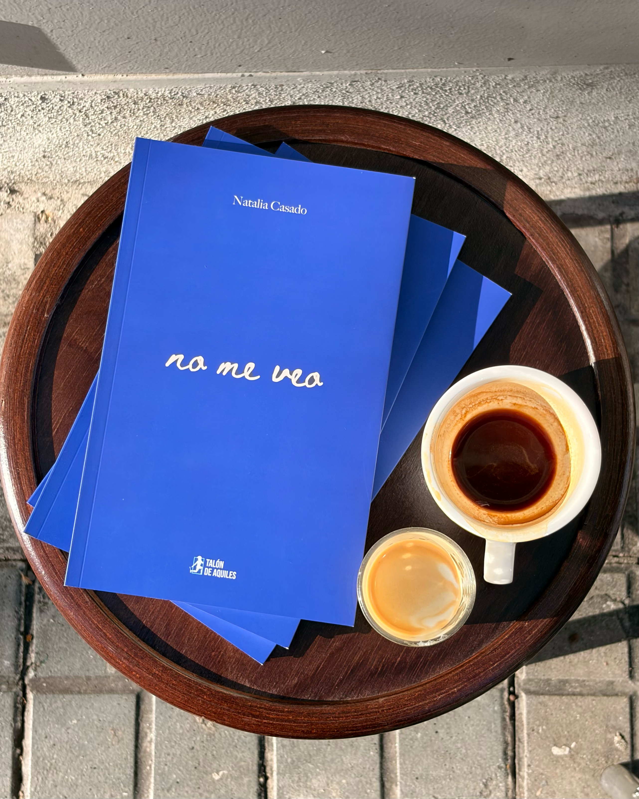 'No me veo', poemario